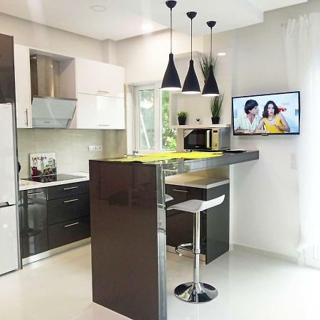 Luxury Apartment Next To The Sea Beach Aten Exteriör bild